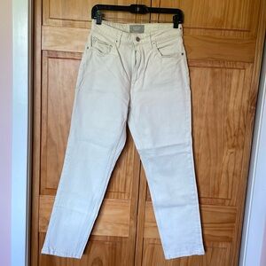 Everlane Brand The Curvy Cheeky Jean size 27 Regular in Cream/ Ivory wash